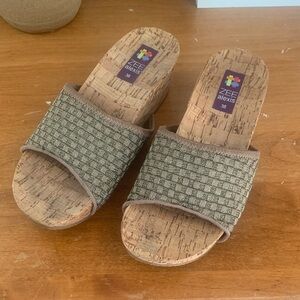 Alexis Women's Tan and Brown Wedge Sandals